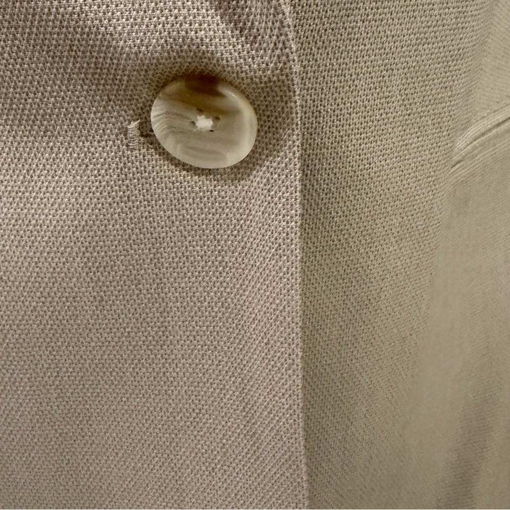 Express Beige Women's Blazer - Picture 4 of 6